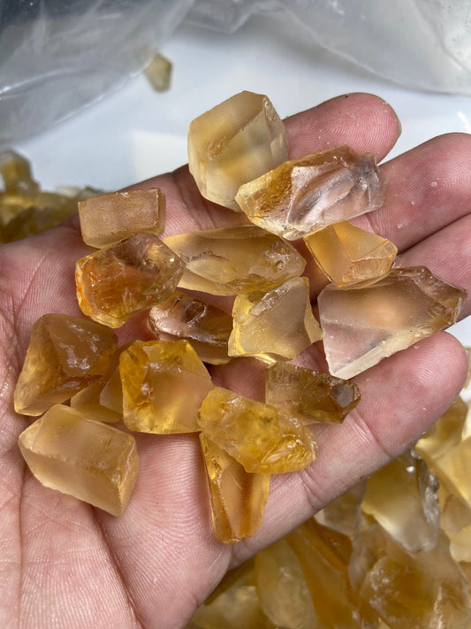 Facet Grade Citrine For Cutting 1000grams -  Yellow Golden