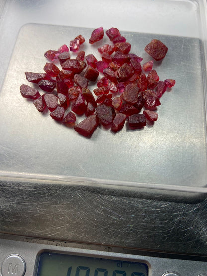 100 Cts Facet Raw Rubies - Red Gemstones