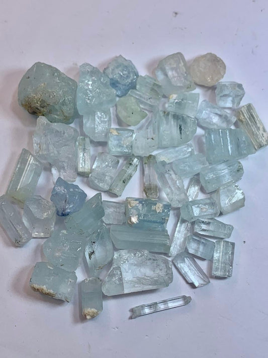 400 Carats Natural Crystals of Aquamarine Rough Gemstones