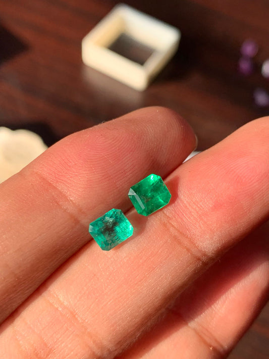 Sawat Natural Emerald Cut Stone 2 Piece