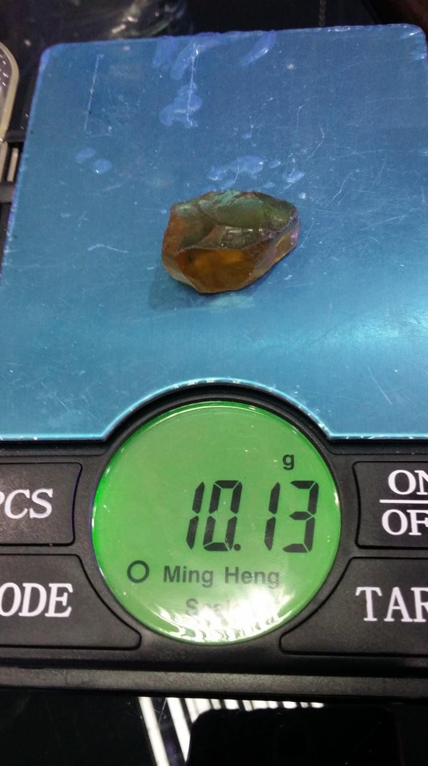 1000 grams Faceting-grade Smoky Citrine Rough