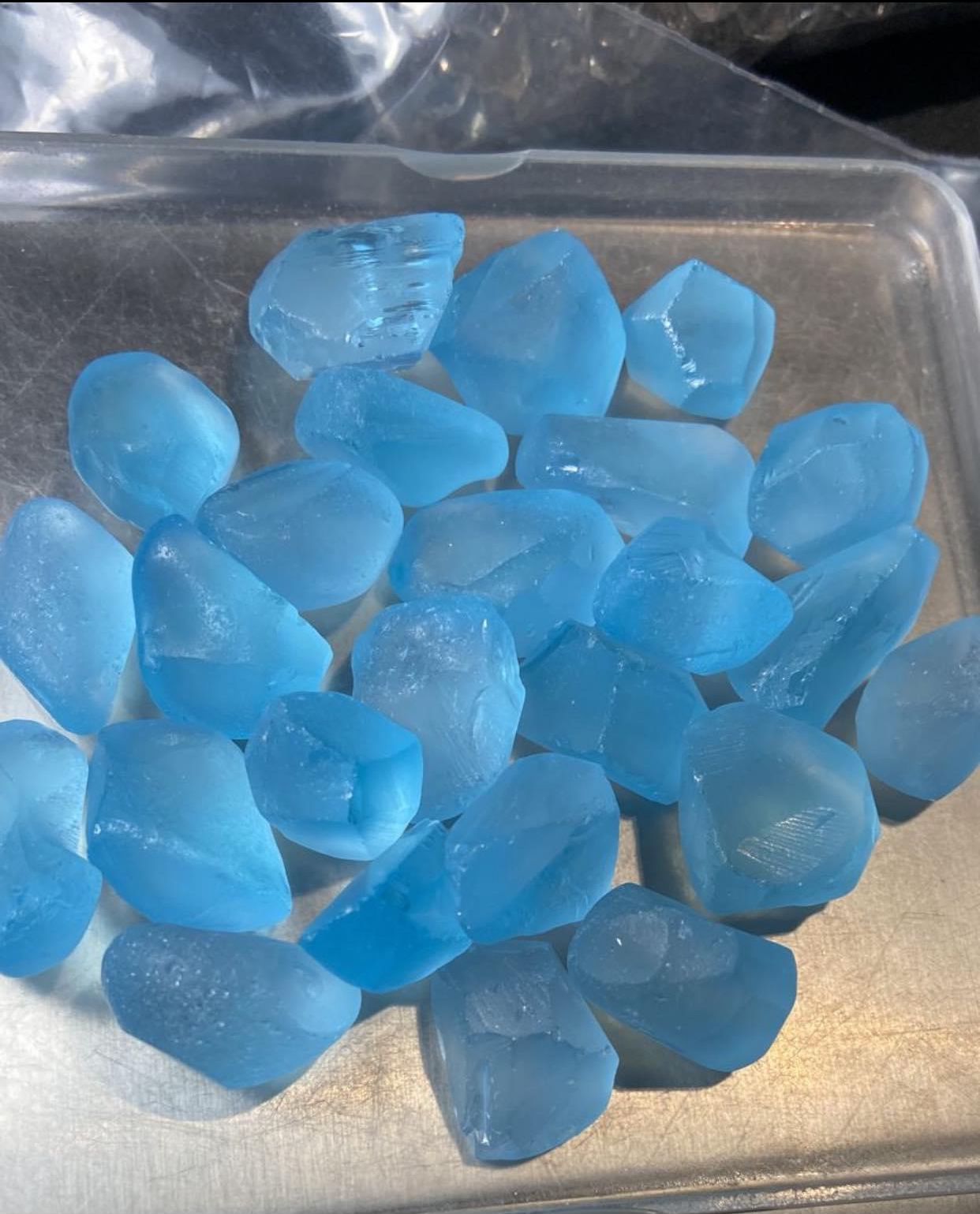 sky blue topaz gems