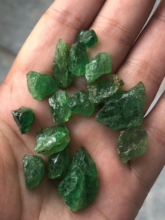 80 carats Natural Tsavorite Garnets